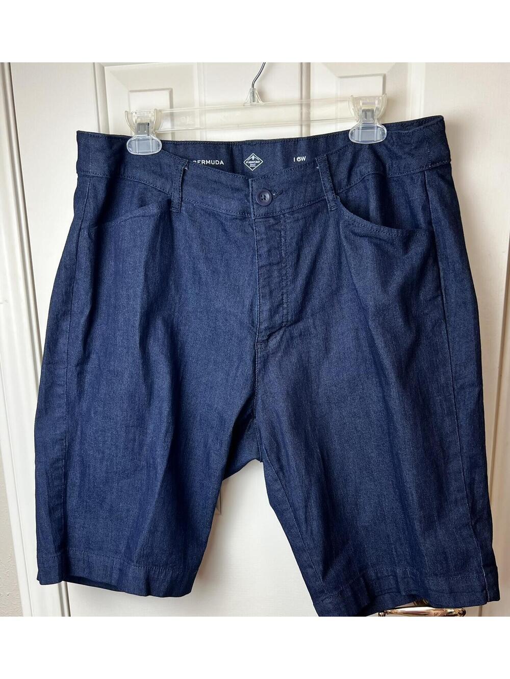 St. John's Bay Dark Wash Denim Bermuda Shorts SZ 16W Stretch